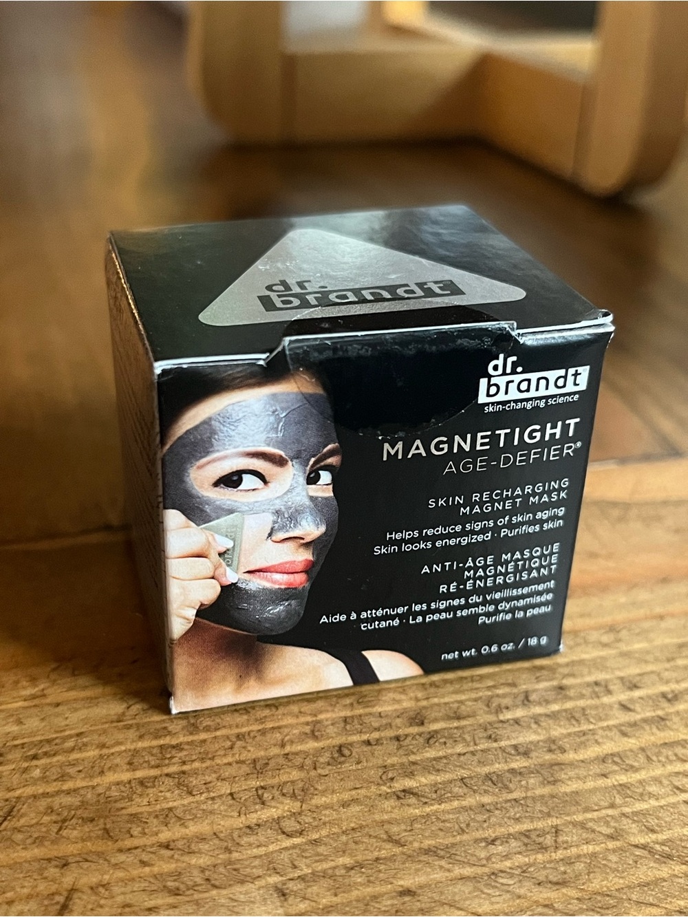 Dr. Brandt Magnetight Age-Defier Magnetic Face Mask - Black